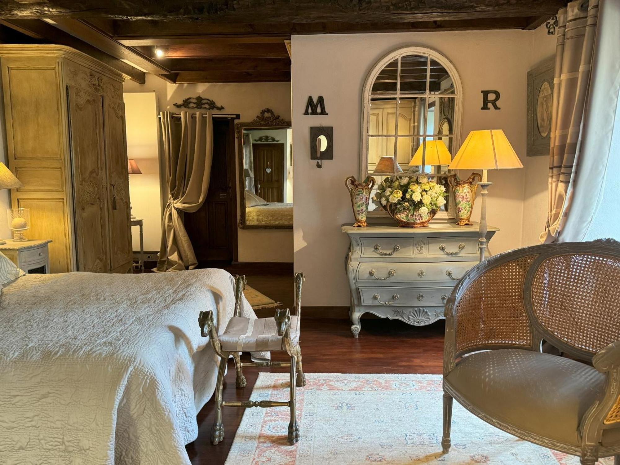 Moulin Rouhaud Hotel Montboyer Phòng bức ảnh