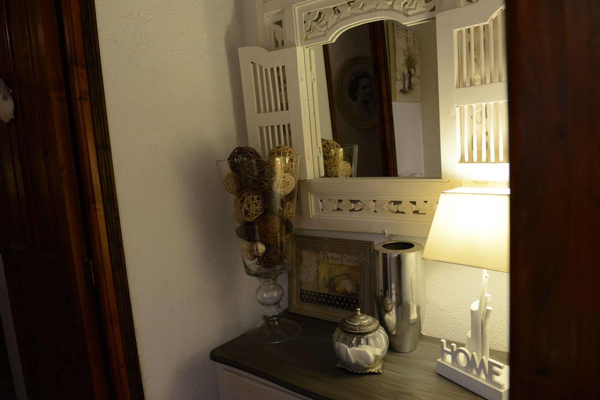 Moulin Rouhaud Hotel Montboyer Ngoại thất bức ảnh